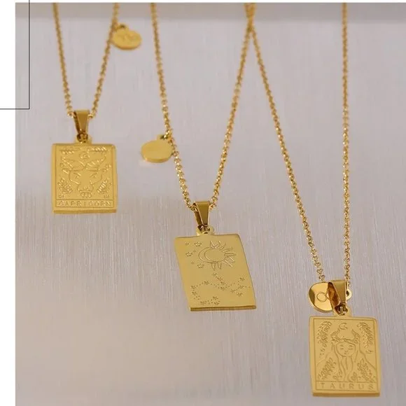 NEW 18K Gold Plated Capricorn Sign Zodiac Tarot Card Square Pendant Necklace